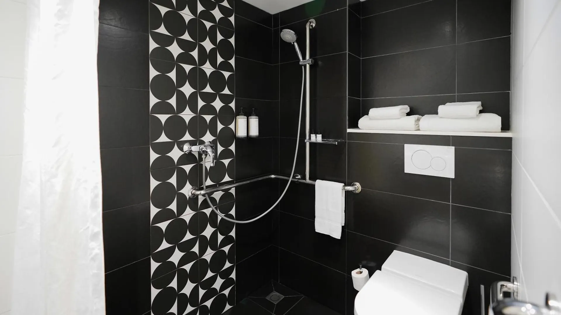 Ekta Champs Elysees 4* Paris