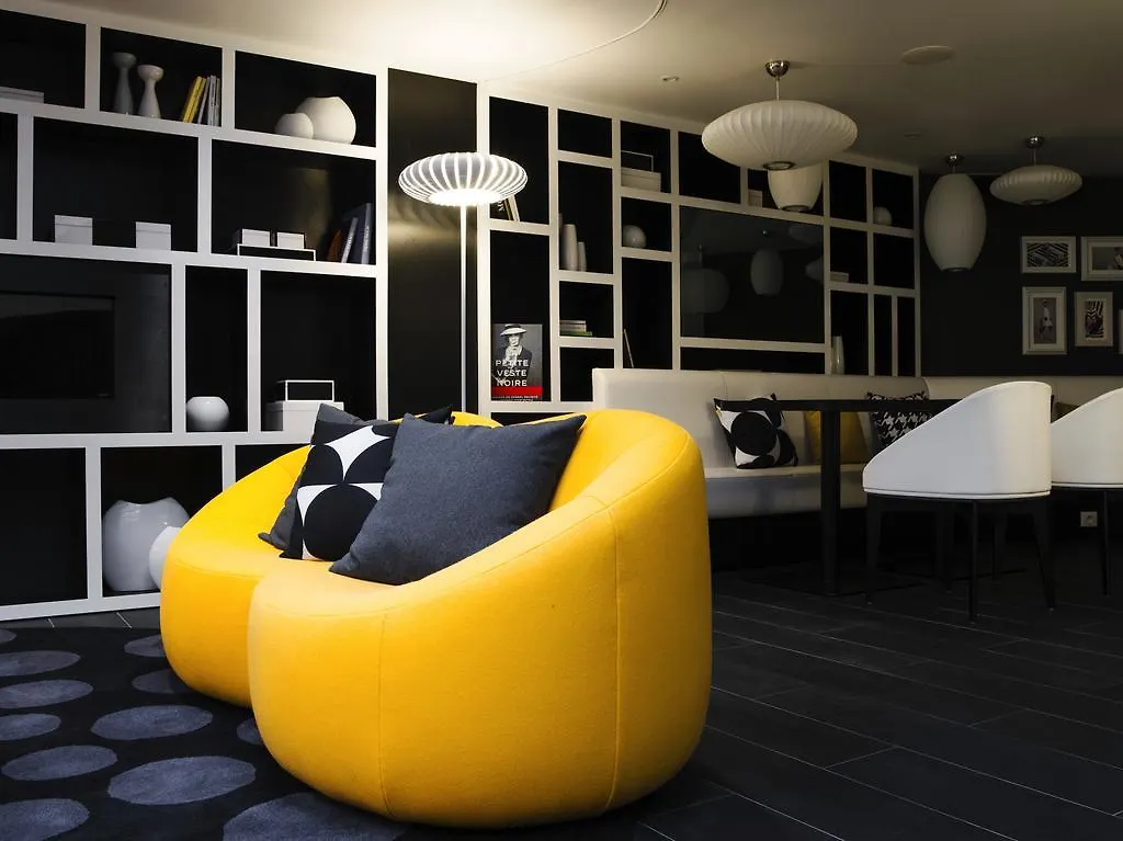 Hotel Ekta Champs Elysees Paříž